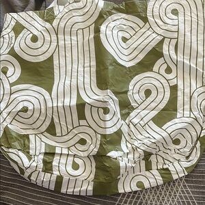 ALOHA Collection Green and White Tote Bag